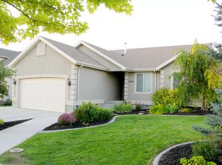 2103 E Ficus Way, Eagle Mountain, UT 84005