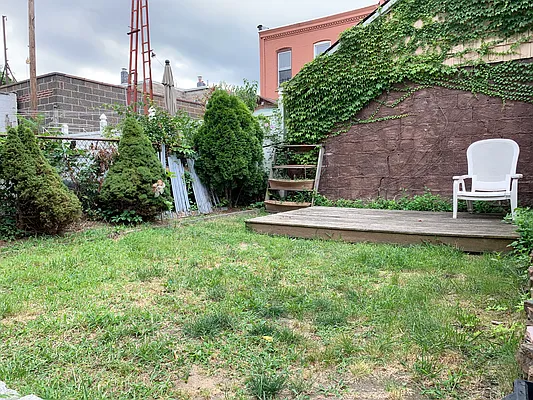 Rented by Compass | media 15