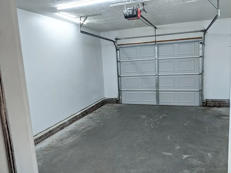 110 Walta Ct — Photo 17