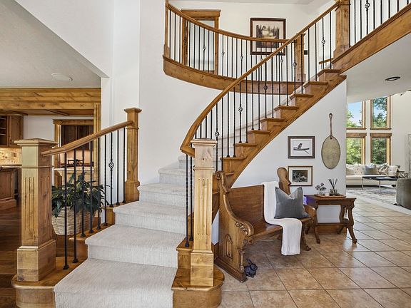 5th image of 8228 Benson Ct