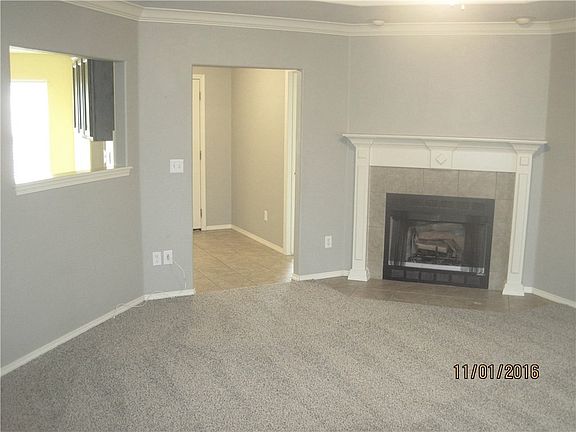 5th image of 904 SW River Rock St