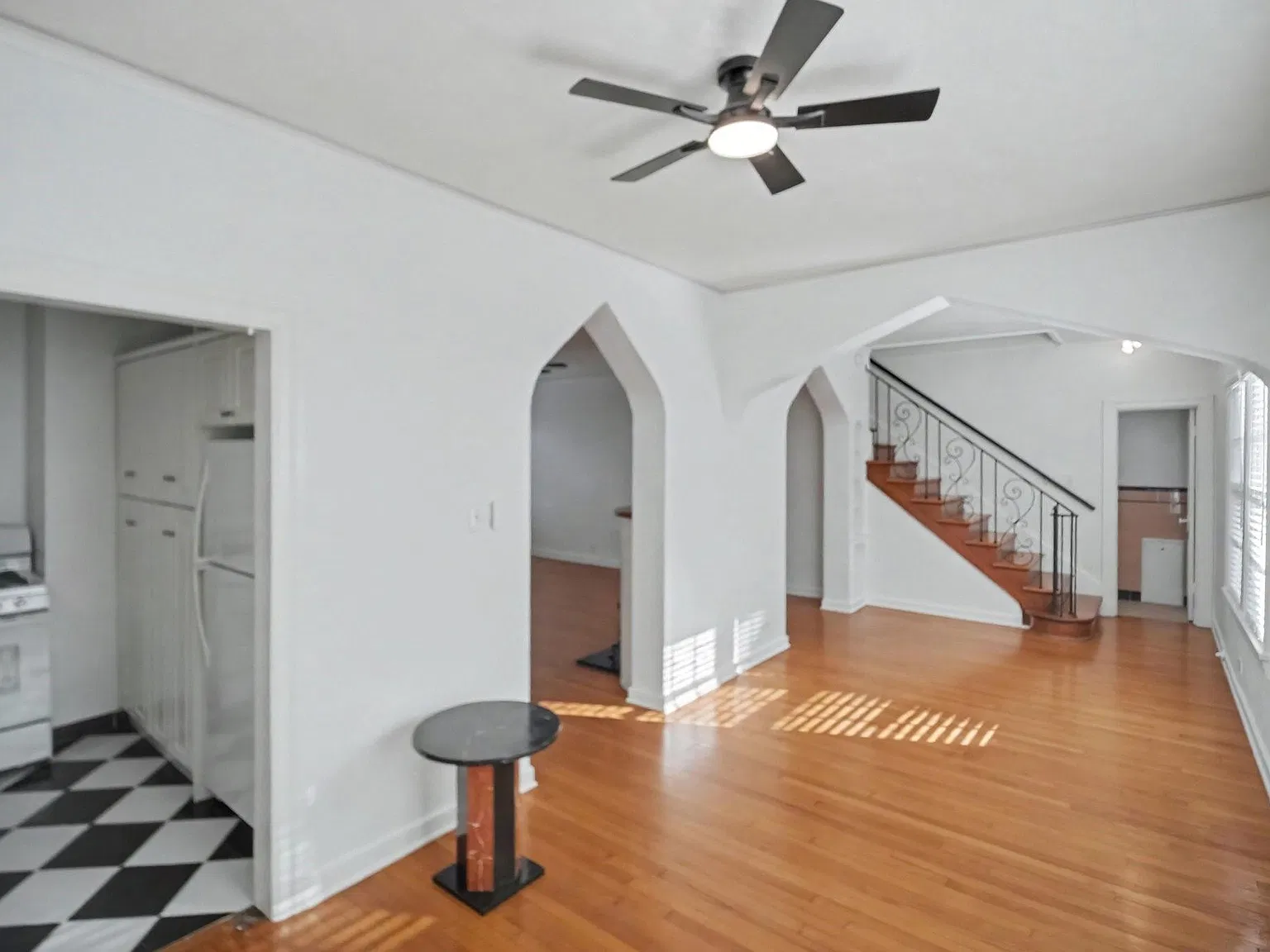 2 bed, 2.0 bath, 1451 sqft, $2,500 — Photo 4