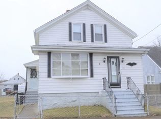 119 Pebble St, Fall River, MA 02721