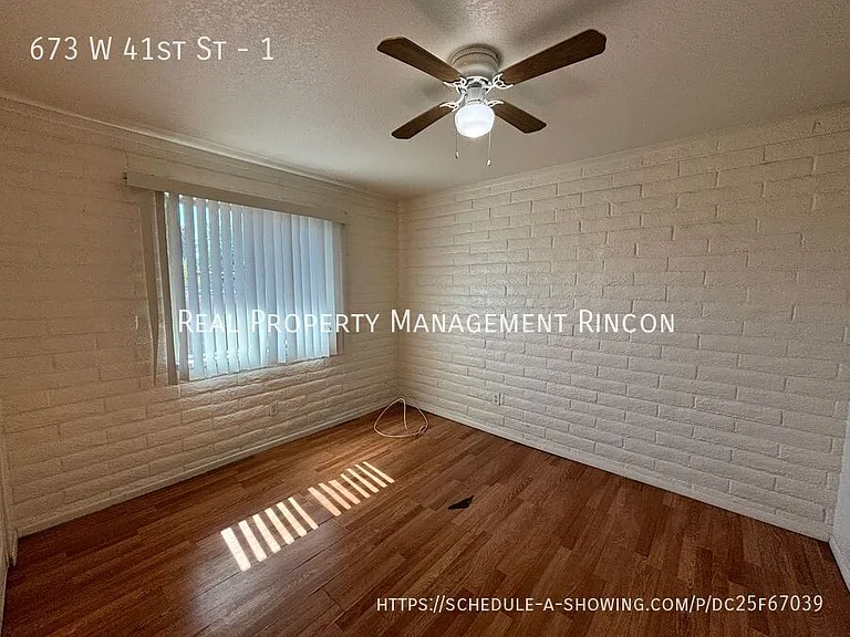 673 W 41st St #1 — Photo 9