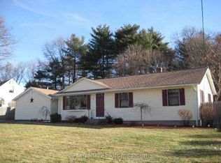 9 Squire Ln, Bellingham, MA 02019