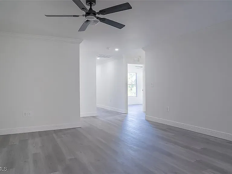 331 Detroit Ave — Photo 9
