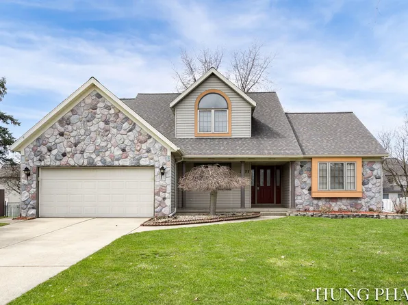 2277 Vantage Ct SE, Caledonia, MI 49316