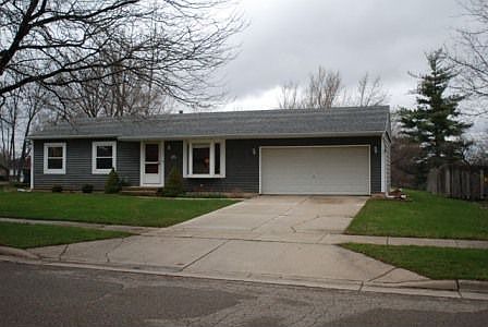 1st image of 1661 Southampton Dr SE