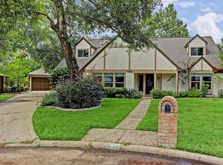 5942 Pebble Springs Dr, Houston, TX 77066