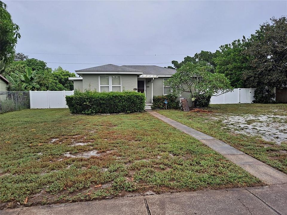 1st image of 2625 37TH AVENUE N