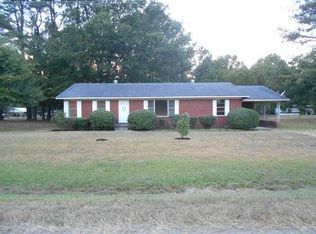 800 S Main St, Water Valley, MS 38965