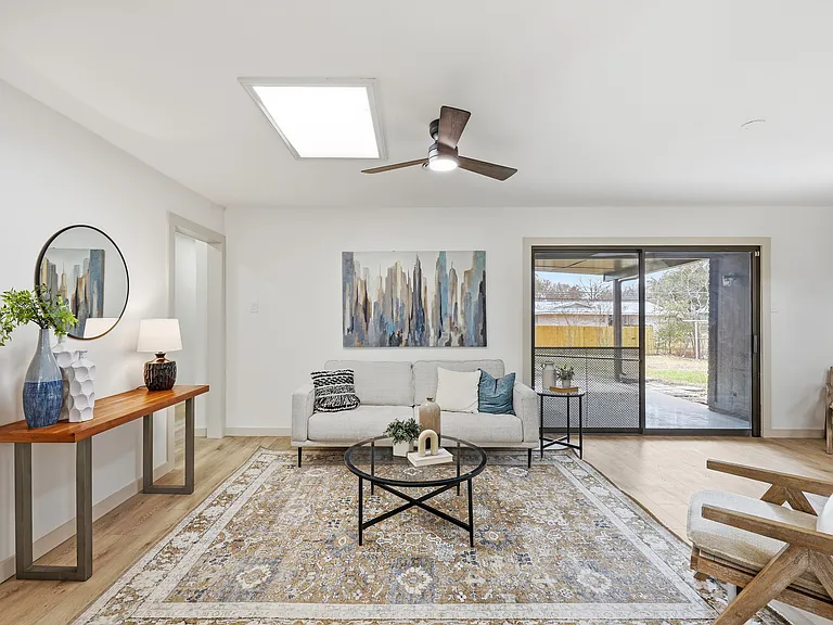 426 Zephyr Dr — Photo 15