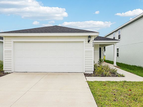 The Exterior of Elevation E at 7468 Queensgate Circle