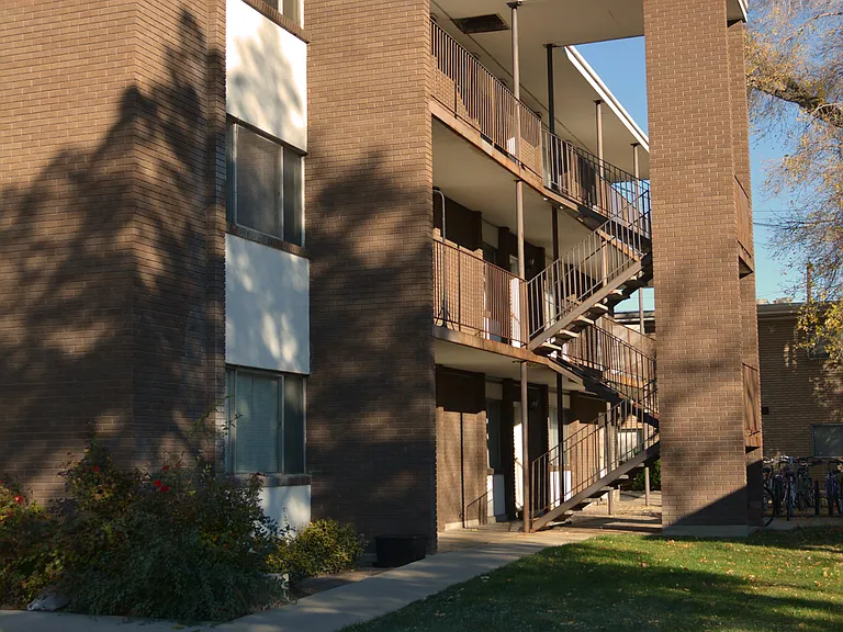 Brookview Women's Apartments