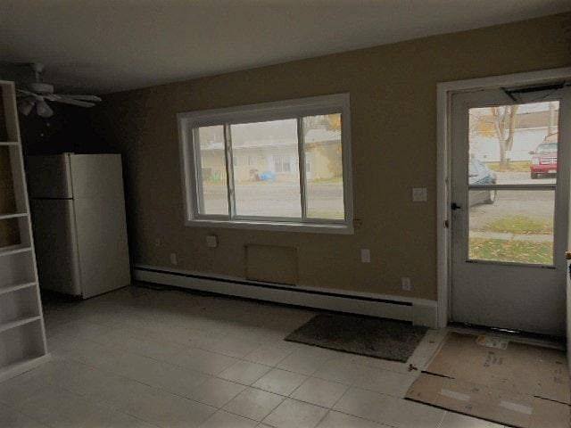 FRONT DOOR/ENTRANCE