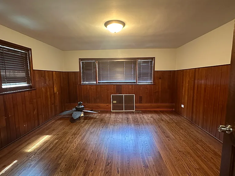 307 N Lake St — Photo 15
