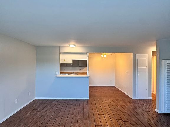 3rd image of 17441 Jacquelyn Ln