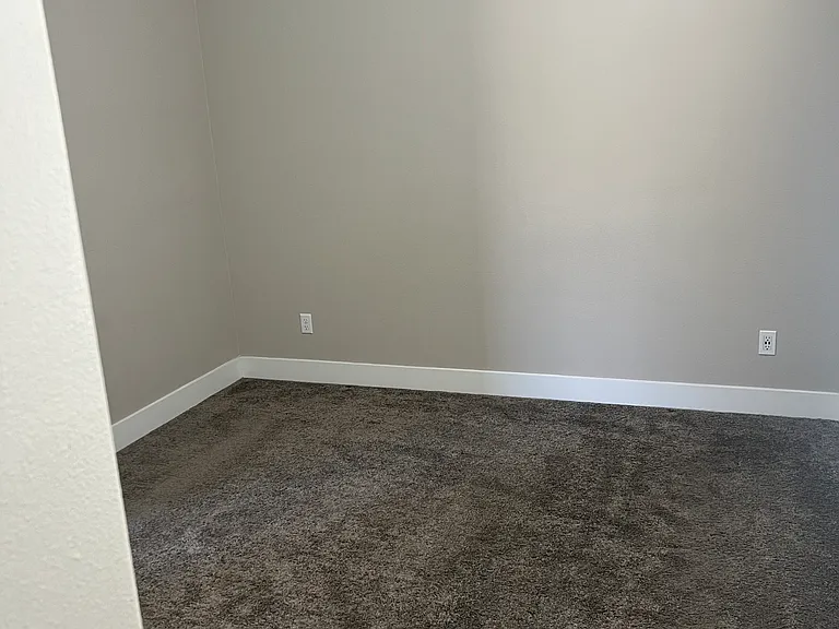 1404 Quarry Ct #1 — Photo 11
