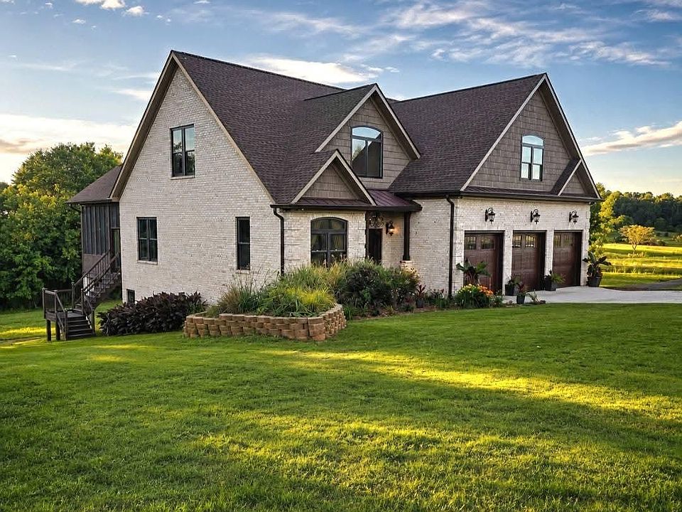 1st image of 3233 Hahn Scott Rd