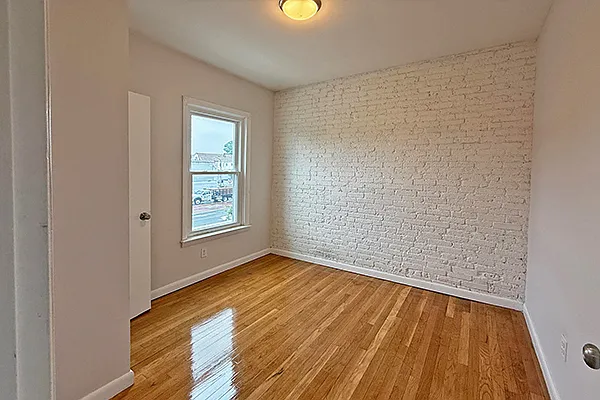 164 Broadway #2F — Photo 5