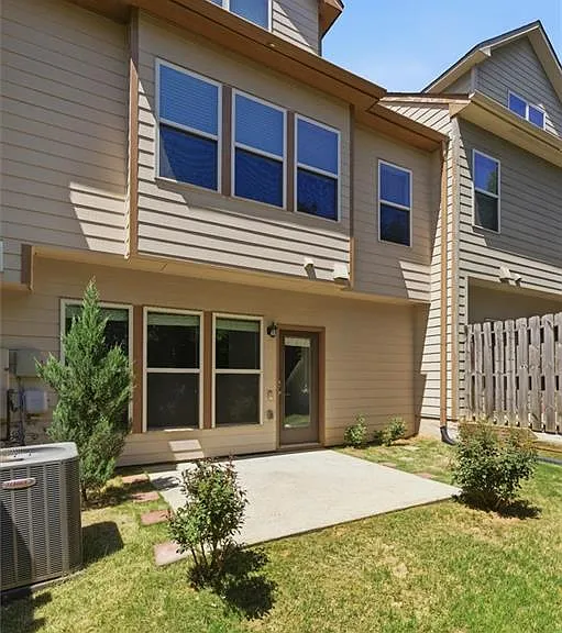13459 Gardiner Ln — Photo 49