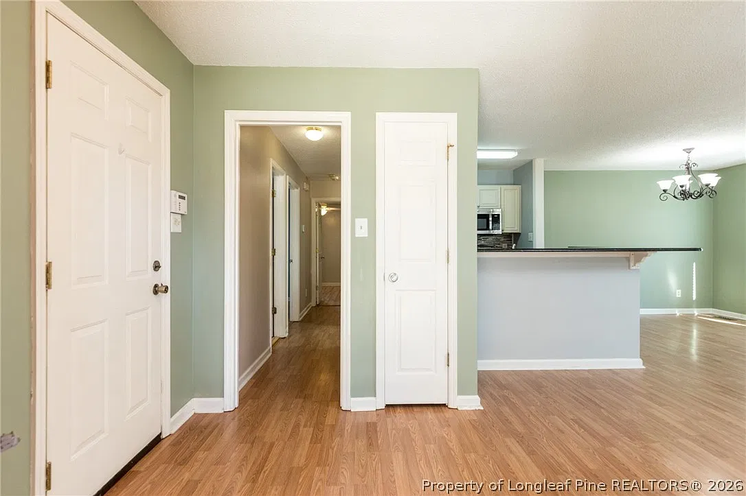 3 bed, 2.0 bath, 1195 sqft, $1,850 — Photo 3