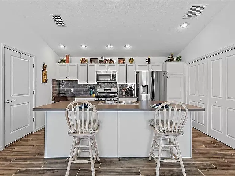 6343 Bertucci Ave — Photo 11