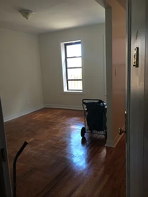 Rented by E Hudson Realty | media 3