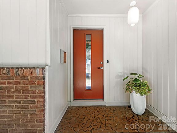 2nd image of 3717 Flowerfield Rd