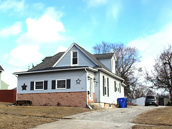 122 Beach St S, Kewanee, IL 61443