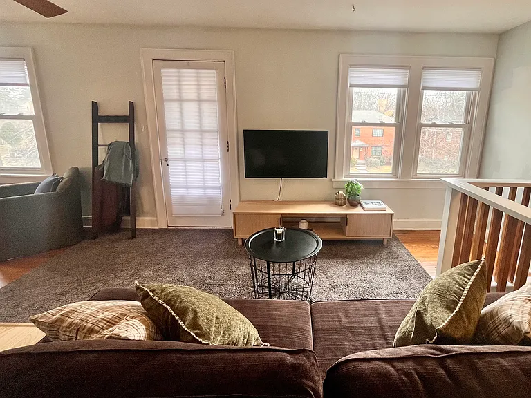 2761 Indianola Ave #2761 — Photo 36