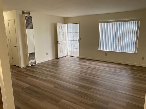 2nd image of 300 30th St #1