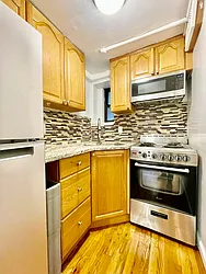 Rented by HOLTON REAL ESTATE INC.