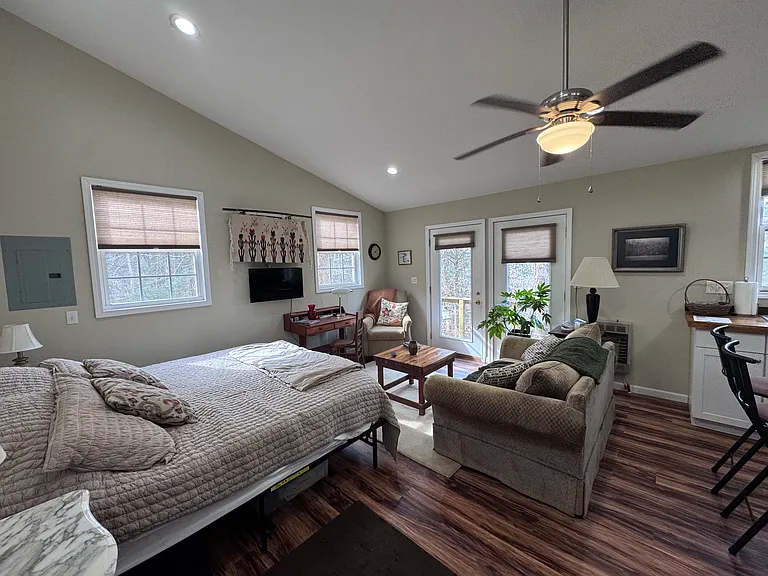 192 Askin Ln #B — Photo 8