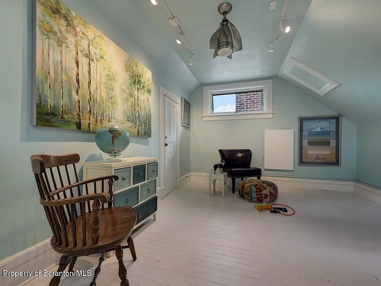 3360 Forest Rd — Photo 71