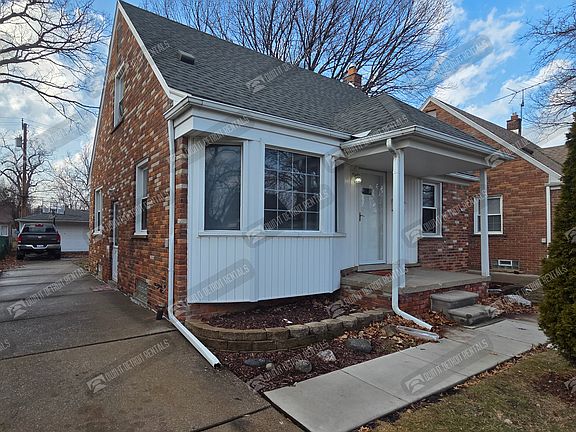 2nd image of 1536 Hollywood St