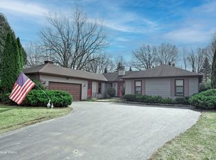 6503 Tustamena Trl, McHenry, IL 60050