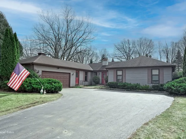 6503 Tustamena Trl, McHenry, IL 60050