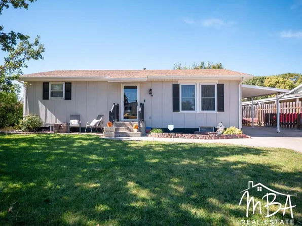 205 Barber Ave, Holcomb, KS 67851