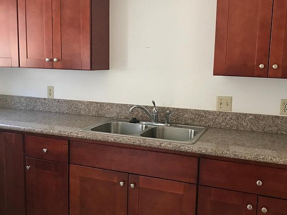 3rd image of 3721 Randolph Ave