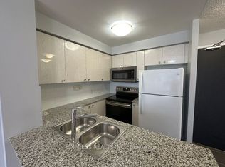 5793 Yonge St #801, Toronto, ON M2M 0A9