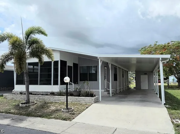 465 Dawn Dr, North Fort Myers, FL 33903