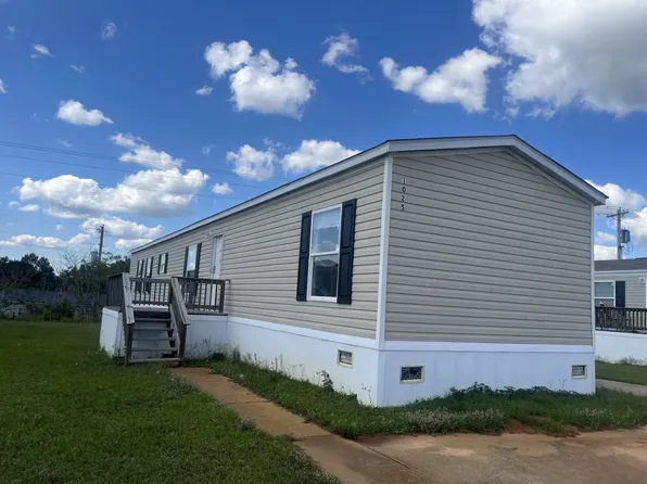 1025 Hunters Mountain Pkwy #1025, Troy, AL 36079