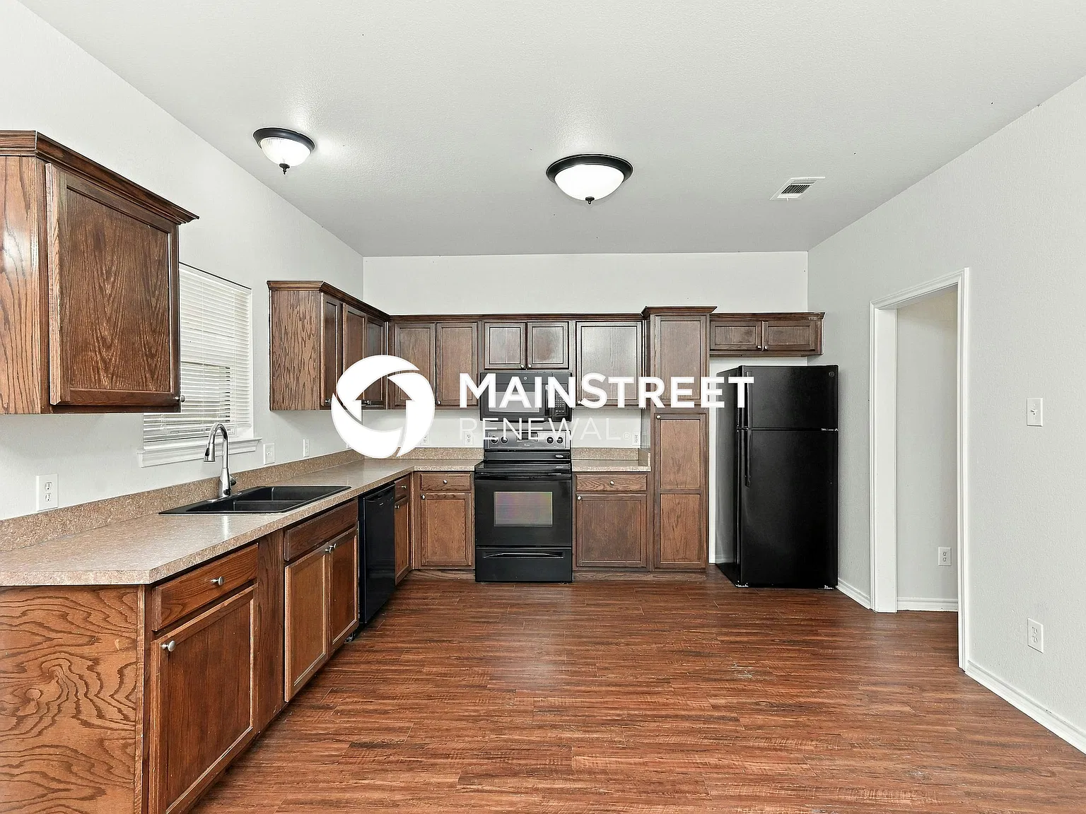 214 Ridgeway Blvd — Photo 4