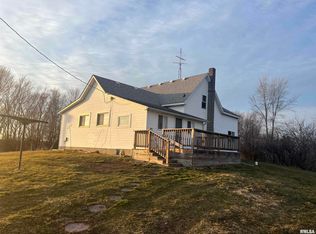 8235 E 650th St, Colchester, IL 62326