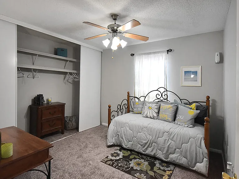 Bedroom with Spacious Closet