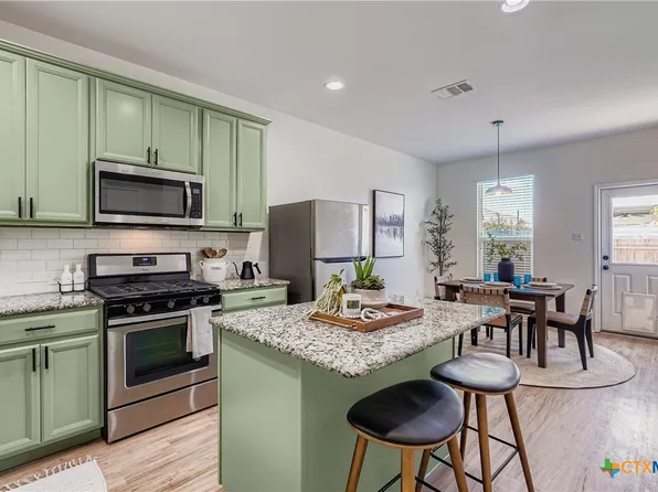 184 Palm Dr, Buda, TX 78610