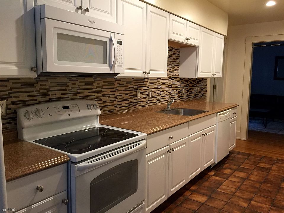 315 #1 Kitchen