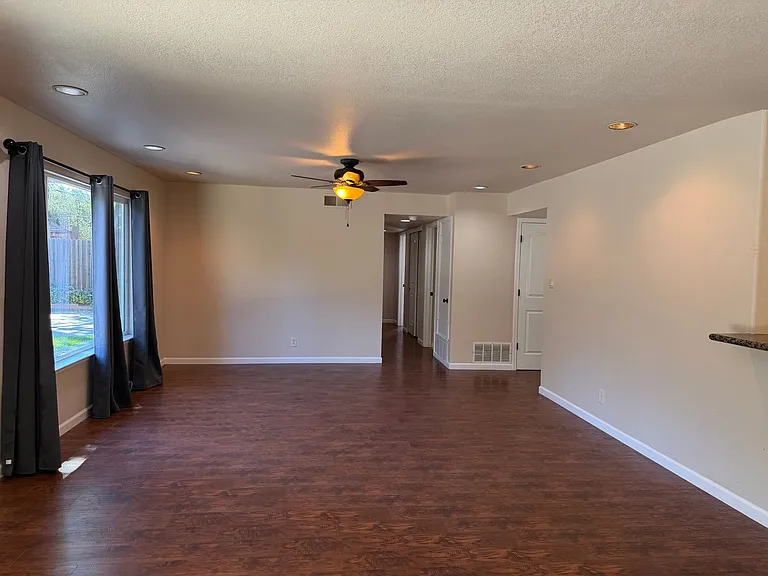 8808 Mohawk Way — Photo 10