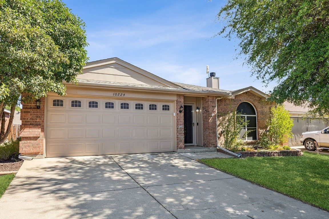 10224 Dawson Trl, Fort Worth, TX 76108 Zillow